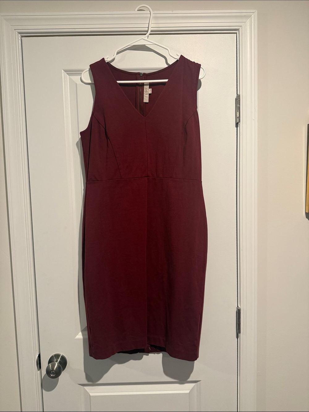 Loft Sleeveless V-Neck Burgundy Sheath Dress